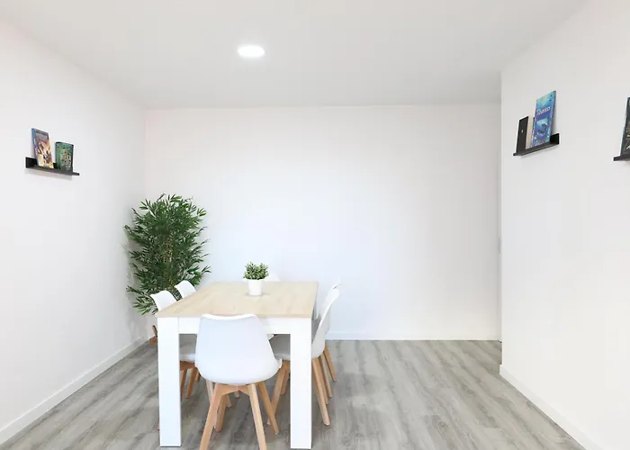 Esplendido Apartamento Para 6 Personas By Hometels
